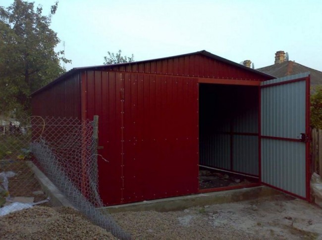 Модуль с воротами из 2-х блок-контейнеров  (гараж/склад/мастерская)
